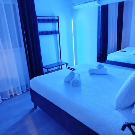 Emoi De Toi Love hotel Sigean